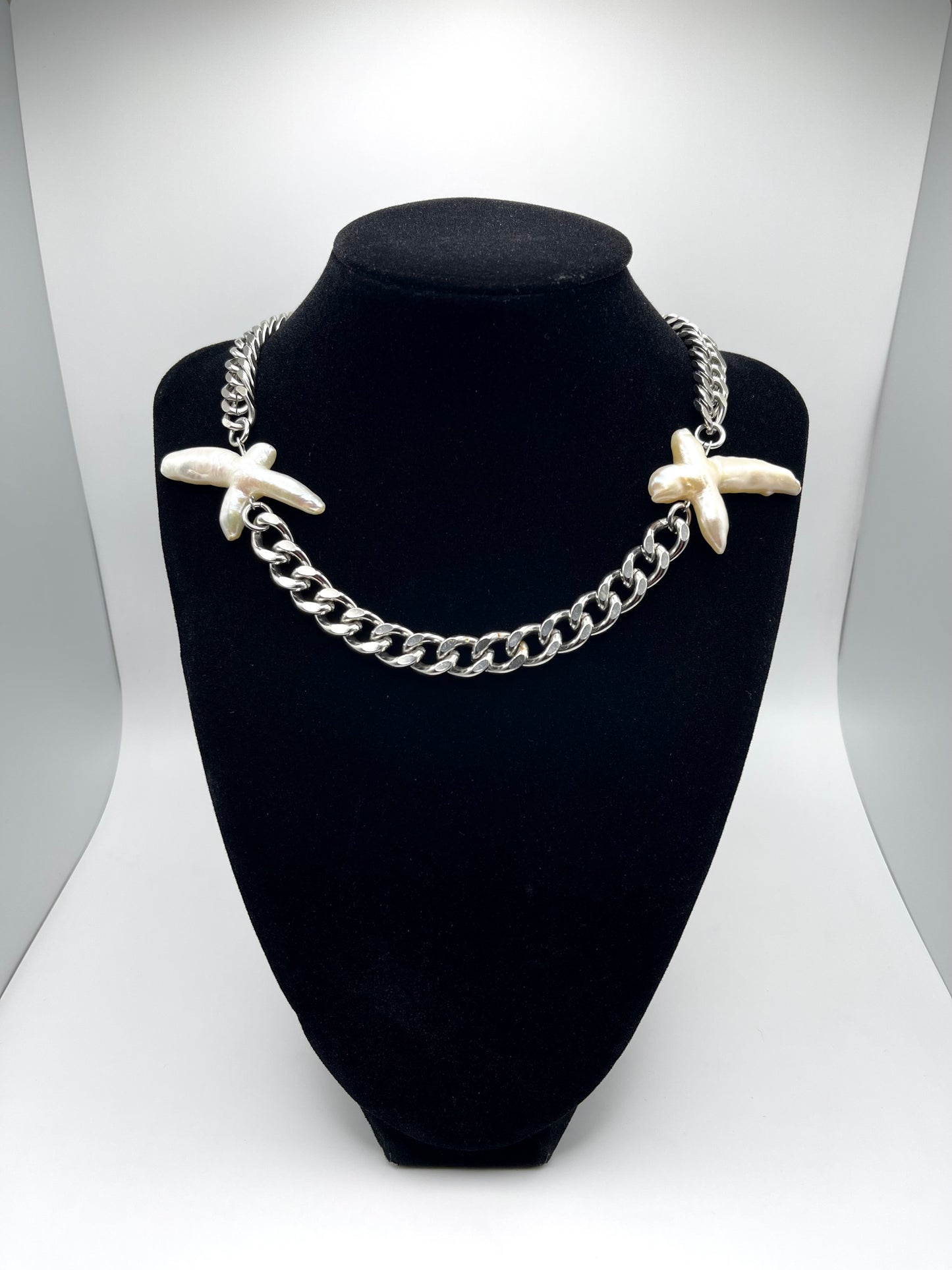 X Pearl Necklace 02