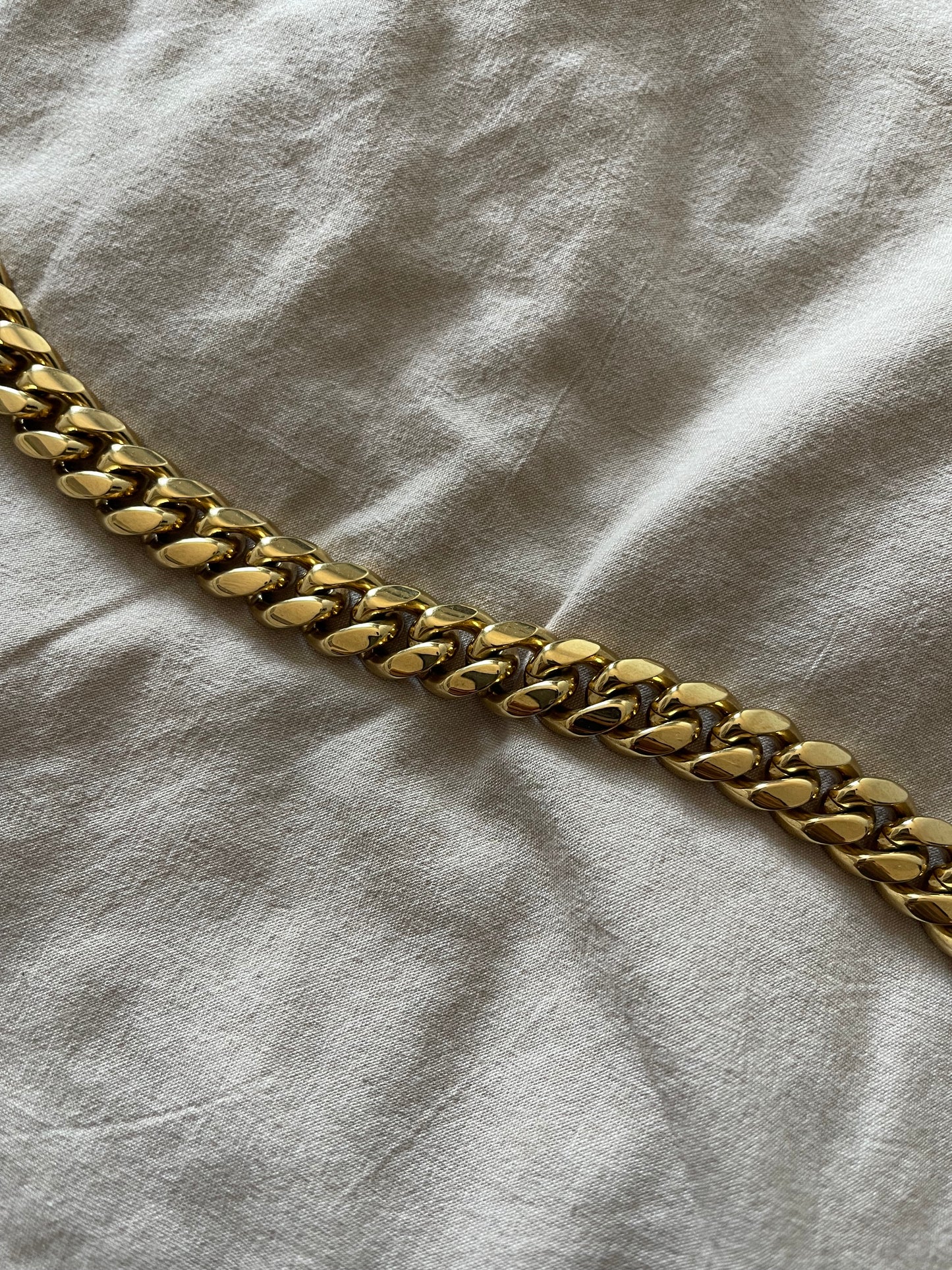 Be Humble Gold Bracelet (L)