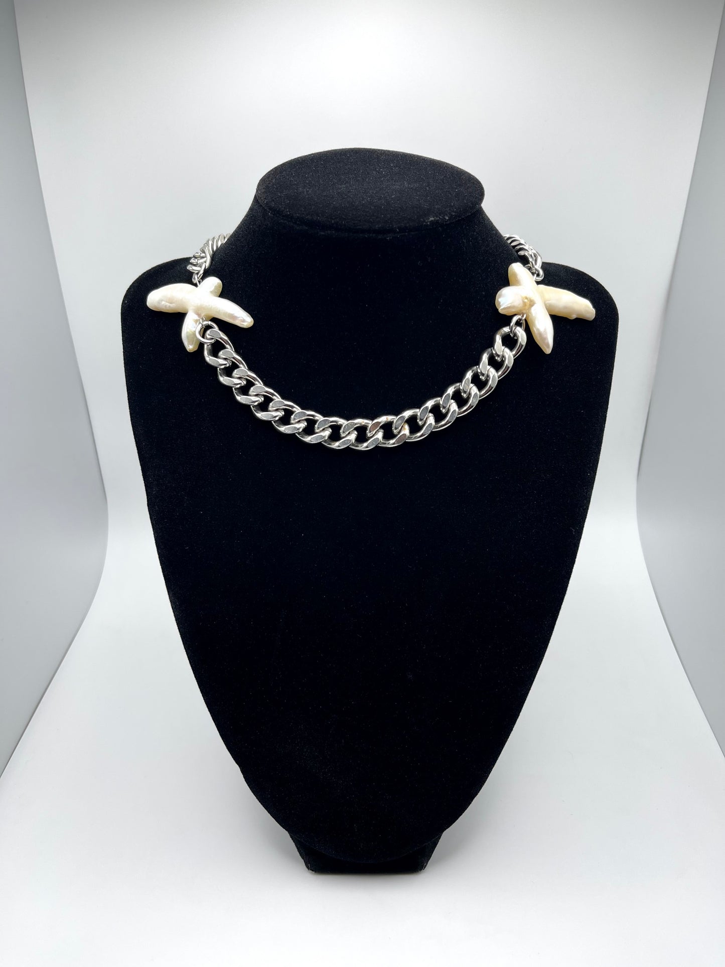 X Pearl Necklace 02