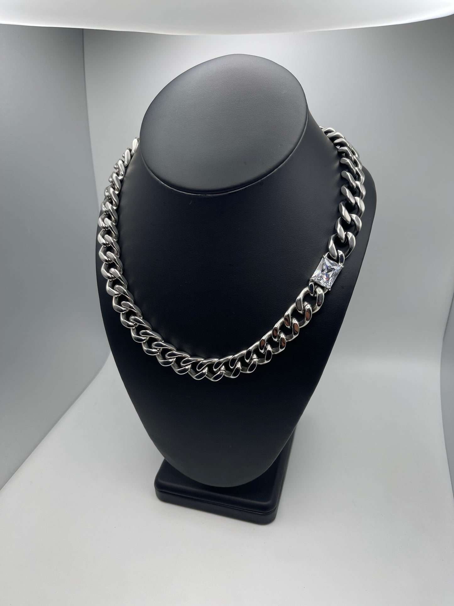 Rare Diamond 2 Gunmetal