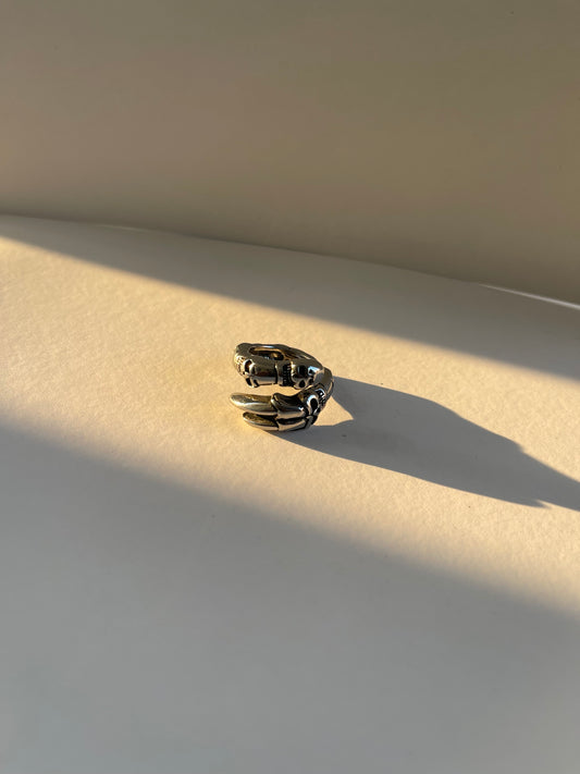 Twisted Skull Ring