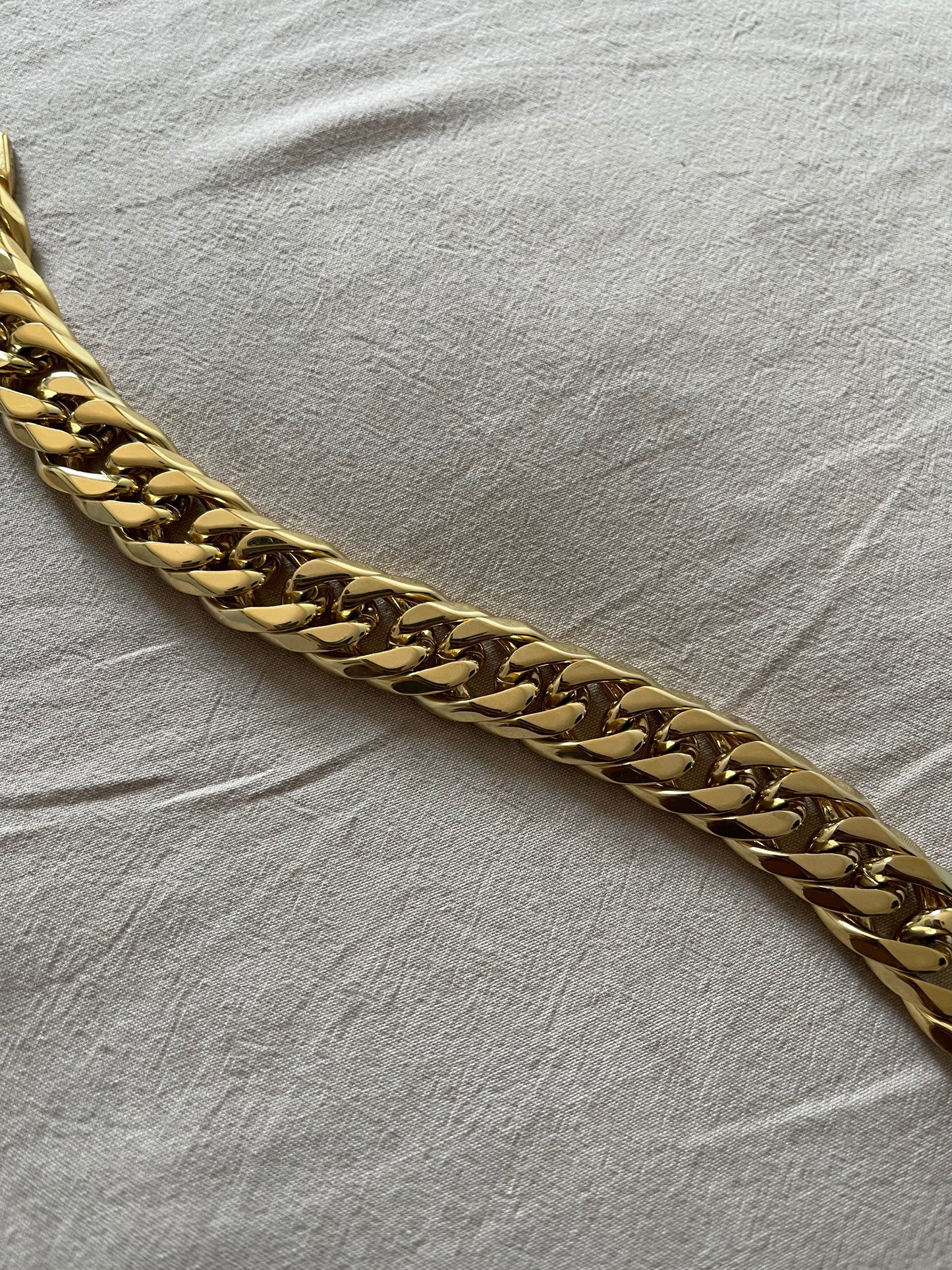 Lean Back XL Gold Bracelet