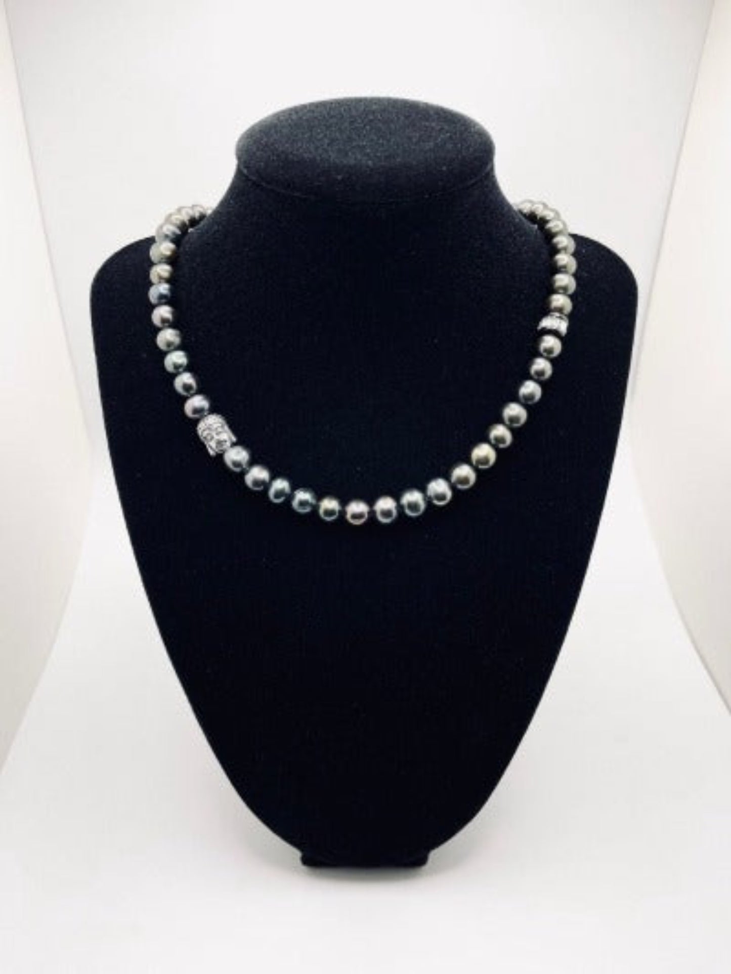 All Black Pearl Necklace